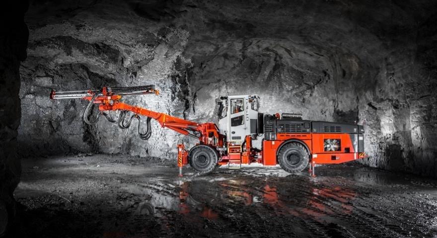 山特维克 DT912D 为地下矿物挖掘提供出矿效率