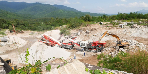 Sandvik 建筑为泰国的高品质集料生产提供移动破碎和筛分工厂