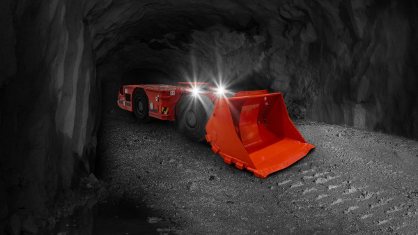 山特维克推出升级版Toro® LH208L低矮型地下采矿铲运机